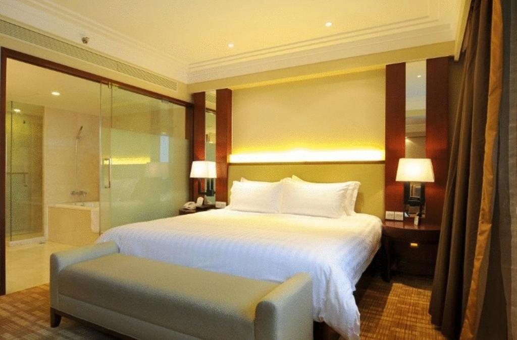Ocean Hotel Shanghai Room photo