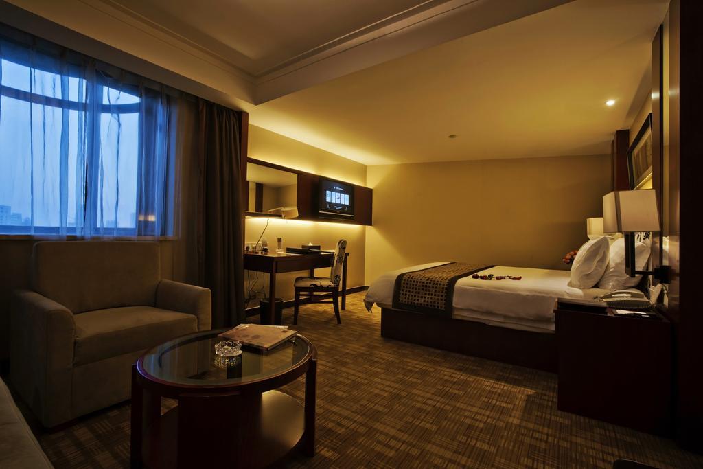 Ocean Hotel Shanghai Exterior photo